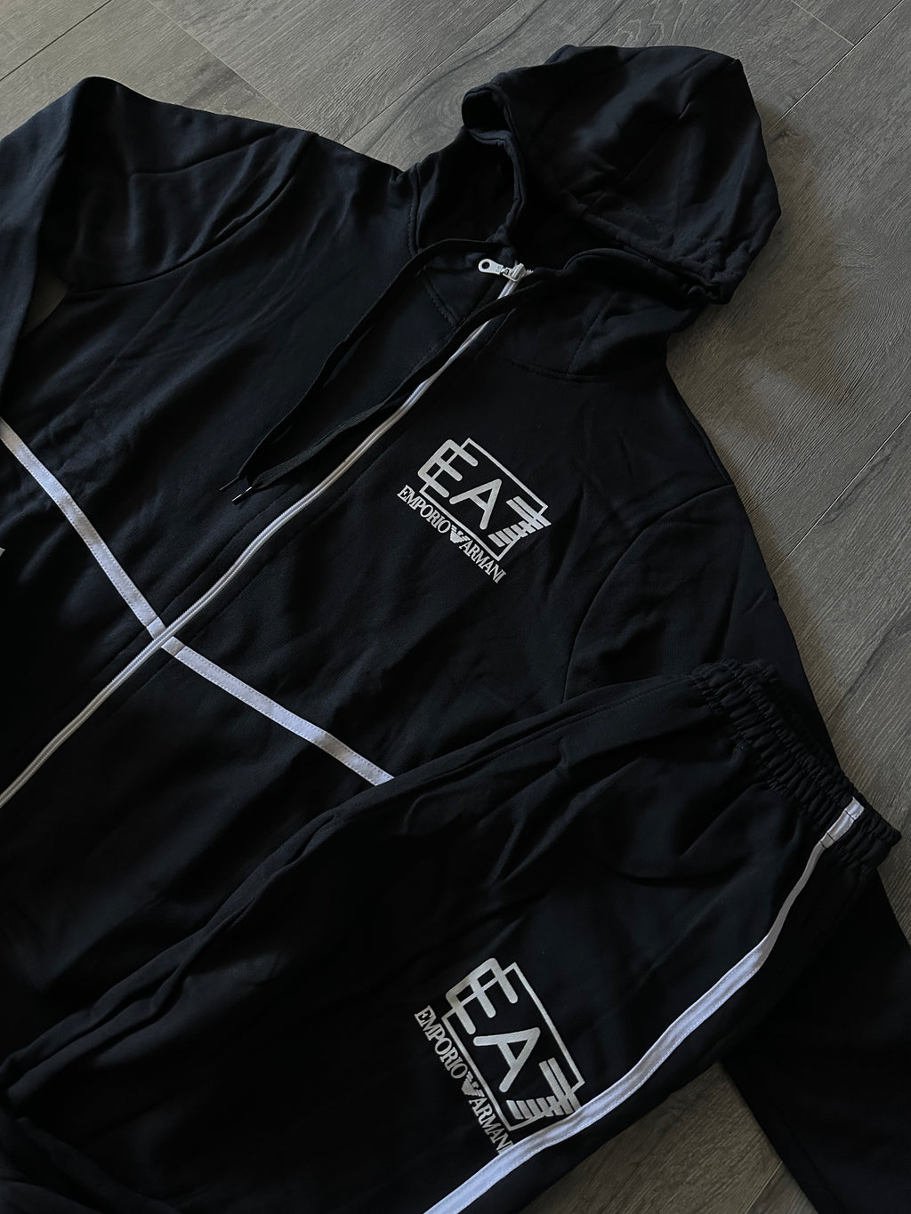 CONJUNTO EA7