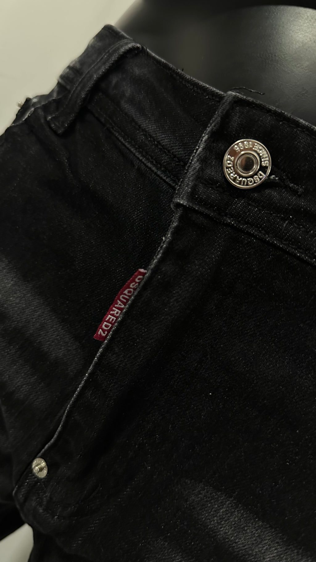 JEANS DSQUARED NEGRO